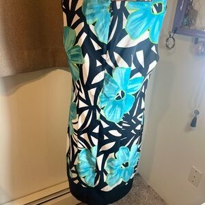 Floral patterned size 12 dress.
